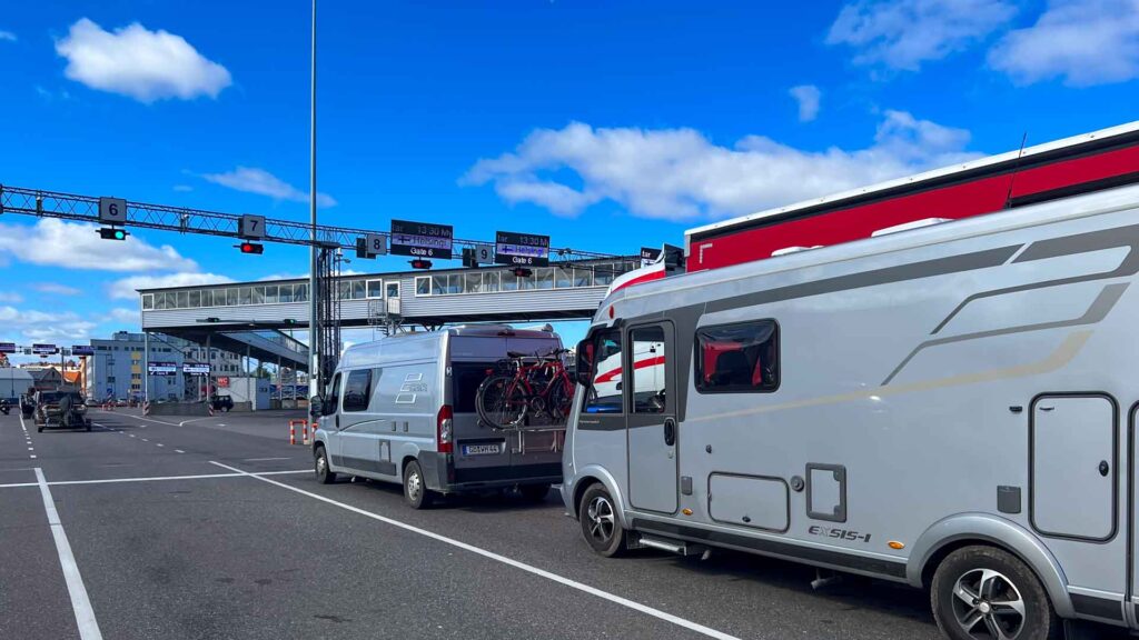 Estland Tallin Terminal Hymer Exsis-i 588 Route51