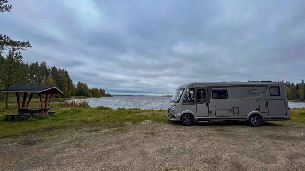 Finland Kainuu Camperplaats Hymer Exsis-i 588 Route51