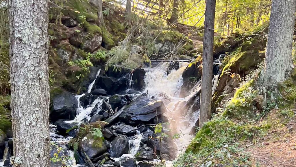 Finland Korkeakosken Waterfall Hymer Exsis-i 588 Route51.