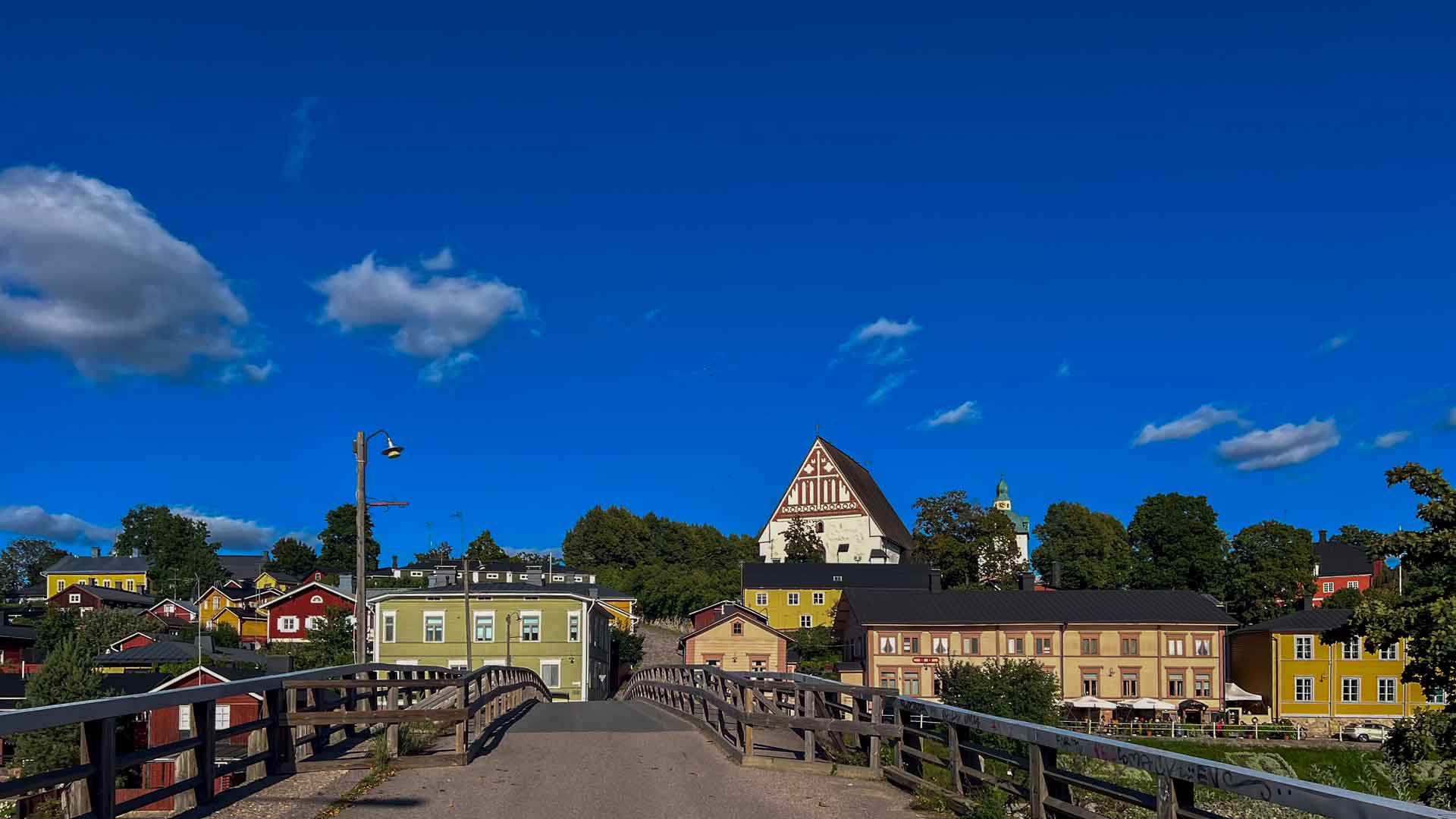 Finland Porvoo Bridge Hymer Exsis-i 588 Route51