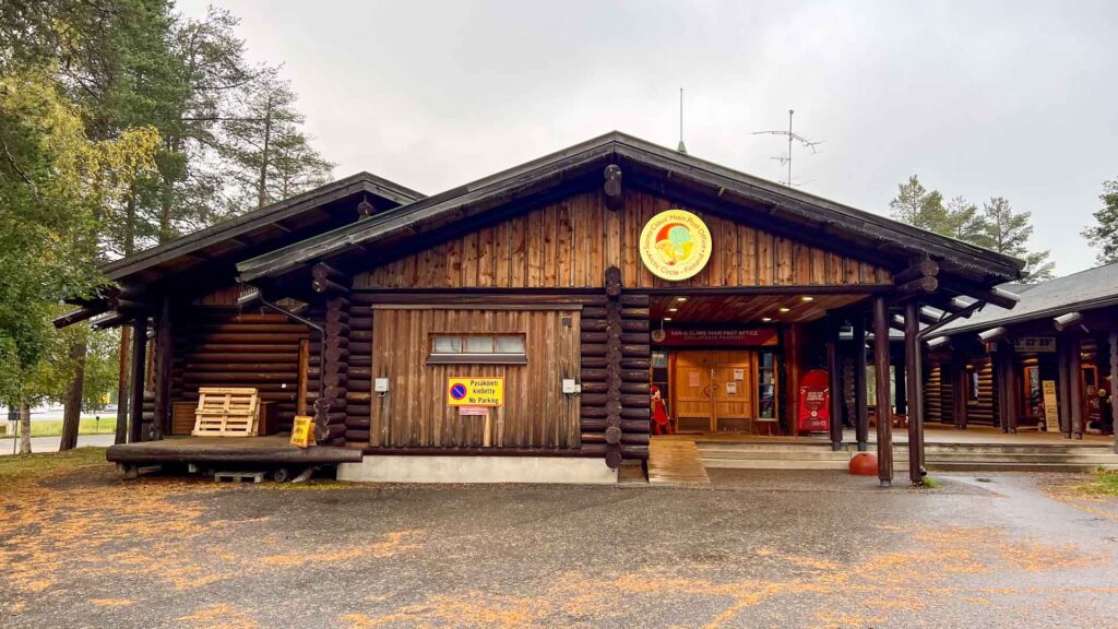 Finland Rovaniemi Santa Claus Village Post Office Hymer Exsis-i 588 Route51