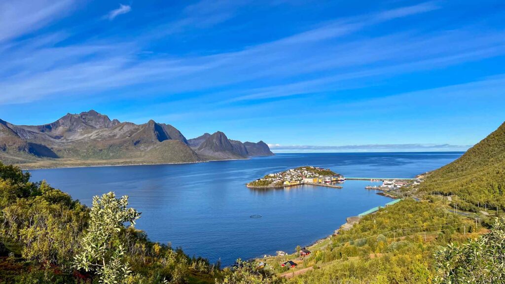 Noorwegen Senja Husoy Drone Scenic Route Hymer Exsis-i 588 Route51