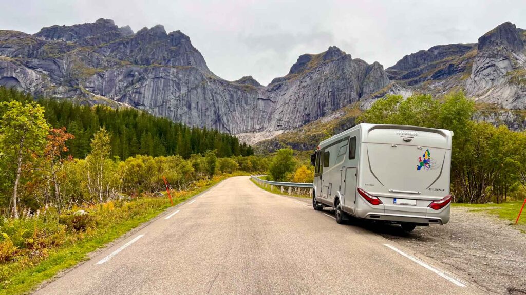 Noorwegen Storvatnet Lofoten Hymer Exsis-i 588 Route51