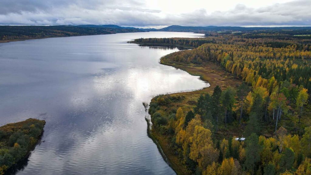 Zweden Kvarnfors Drone Hymer Exsis-i 588 Route51