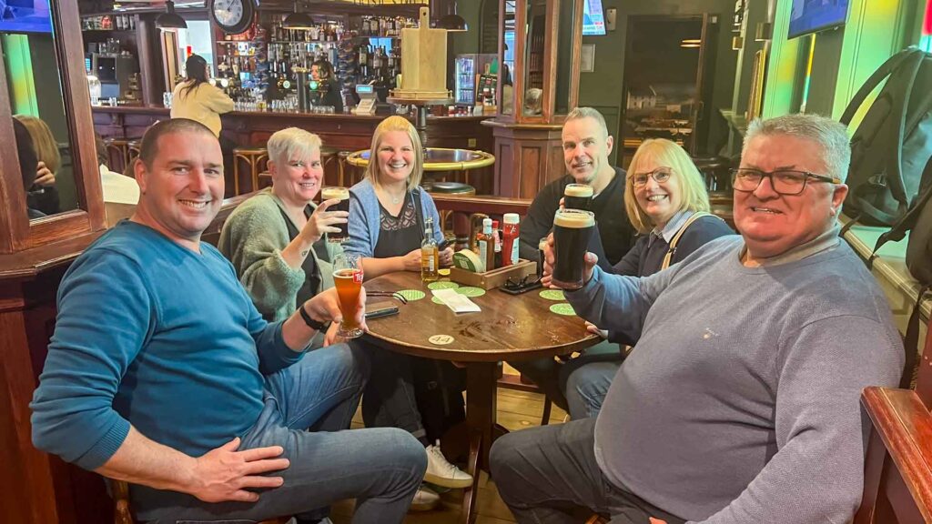 Nederland Schiphol Murphys Irish Pub 6Only