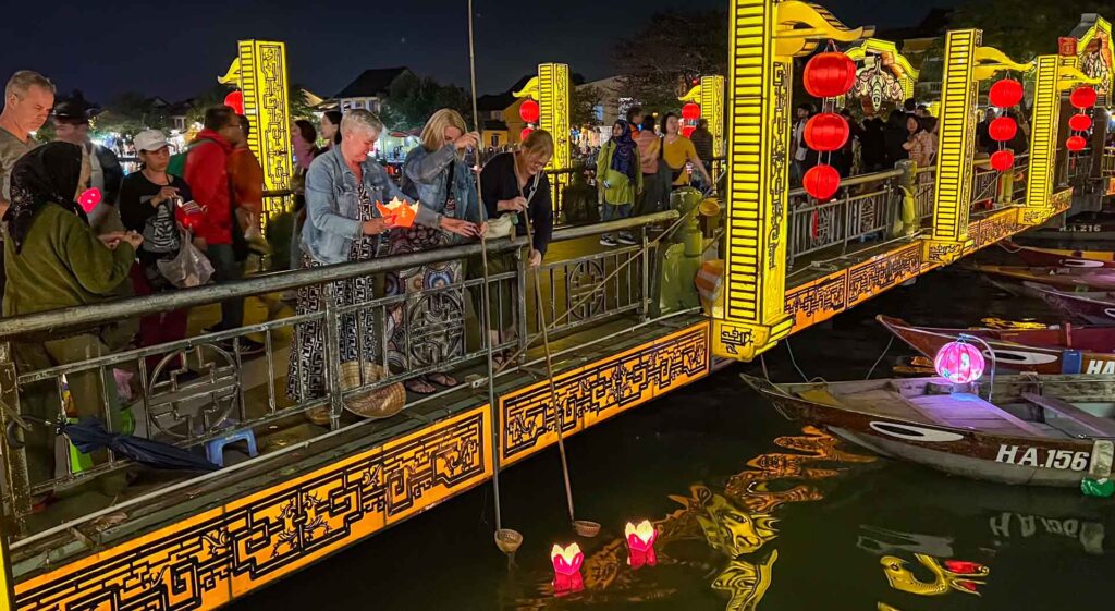 Vietnam Hoi An Brug Kaars River 6Only