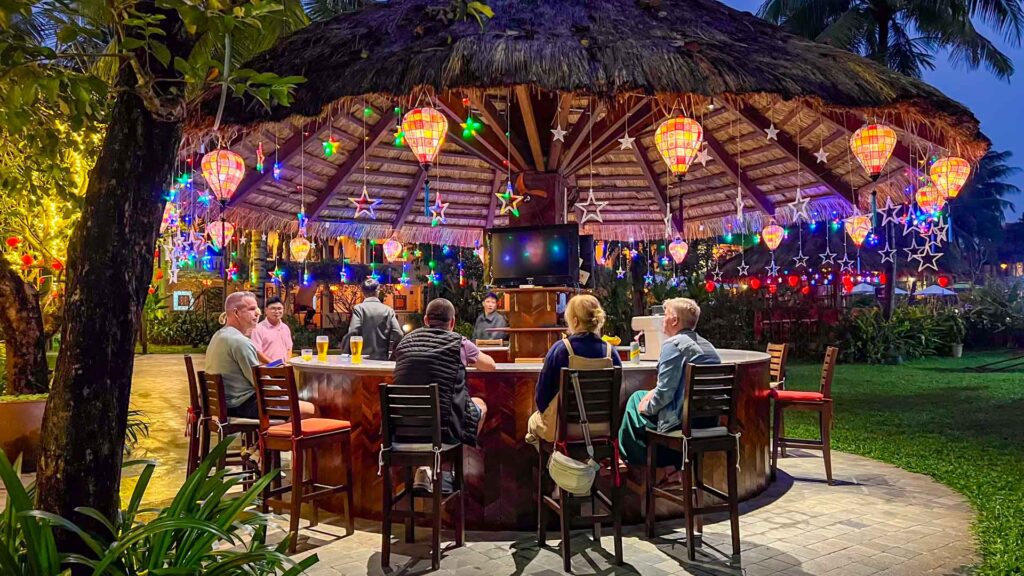 Vietnam Hoi An Vinh Hung Riverside Resort Bar Afzakkertje 6Only