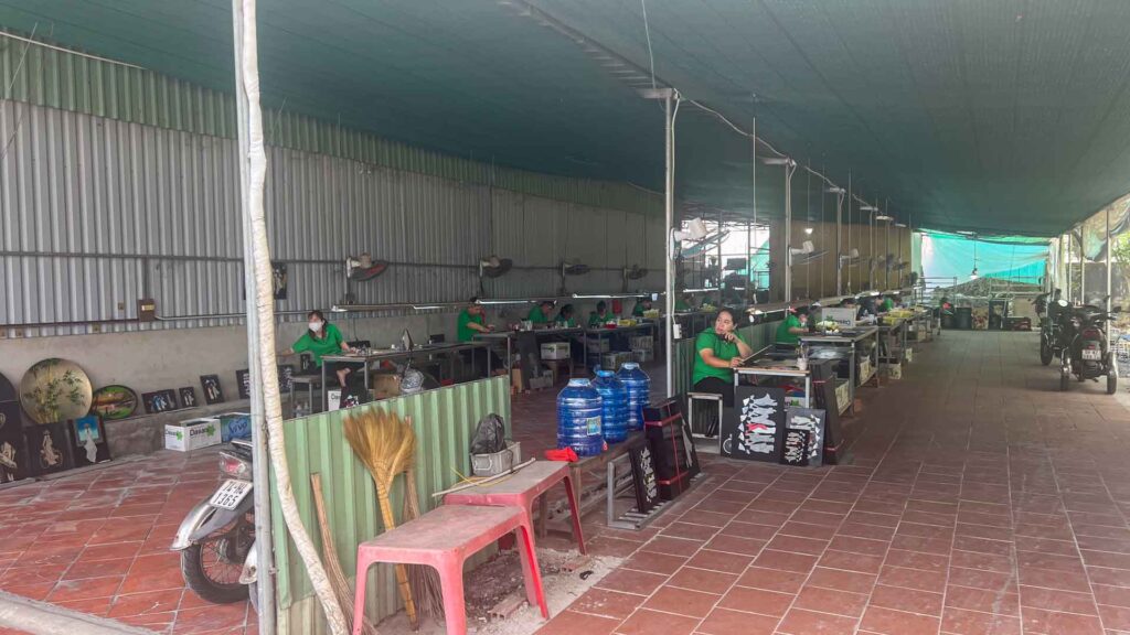 Vietnam Sơn Mài Lâm Phát Zaal 6Only