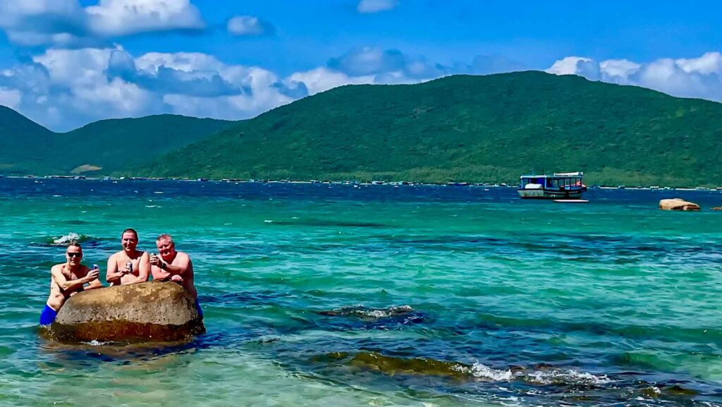 Vietnam Whale island Johan Robert Tom Proost Zee 6Only