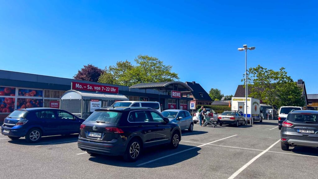 Duitsland Hanerau-Hademarschen Boodschappen REWE Hymer Exsis-I Route51
