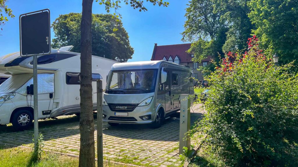 Duitsland Bad Bederkesa Service Hymer Exsis-I 588 Route51