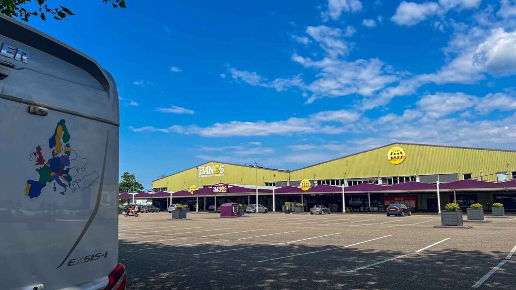 Nederland Groningen Hanos Hymer Exsis-I 588 Route51