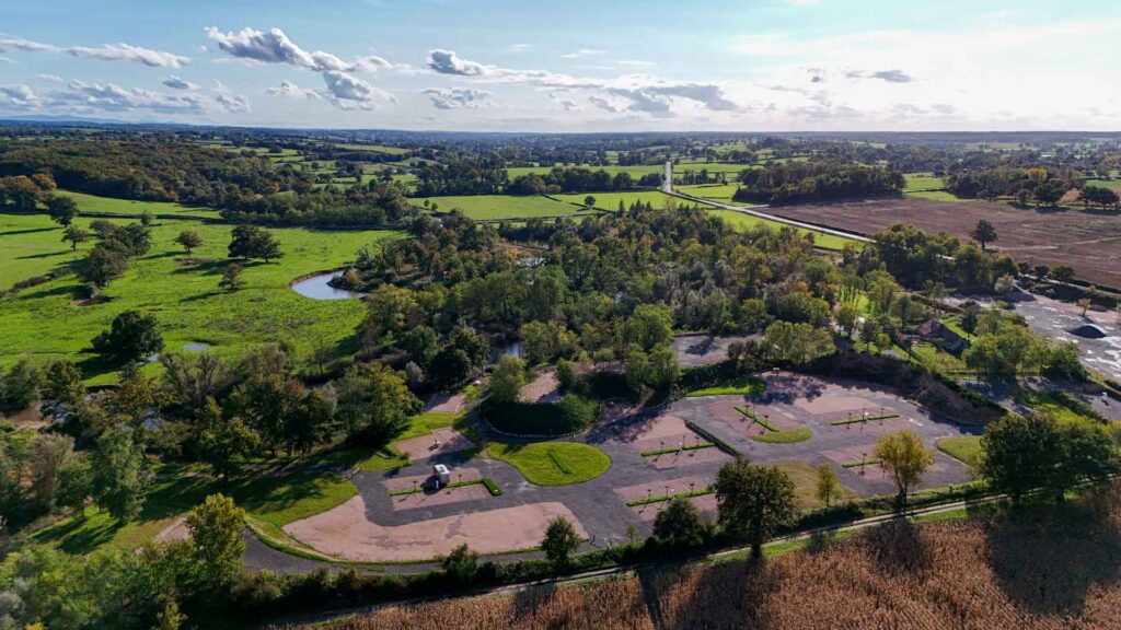 Frankrijk Highland Park Drone 1 Jansen-Arts Hymer Exsis-I 588 Route51