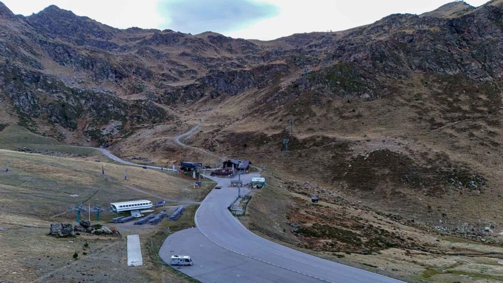 Andorra Ordino Camperplaats Jansen-Arts Hymer Exsis-I 588 Route51