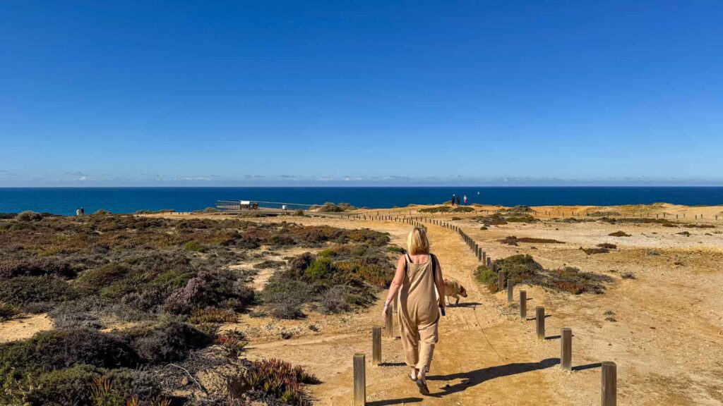 Portugal Cabo Sardão Jeannette Stella Jansen-Arts Hymer Exsis-I 588 Route51