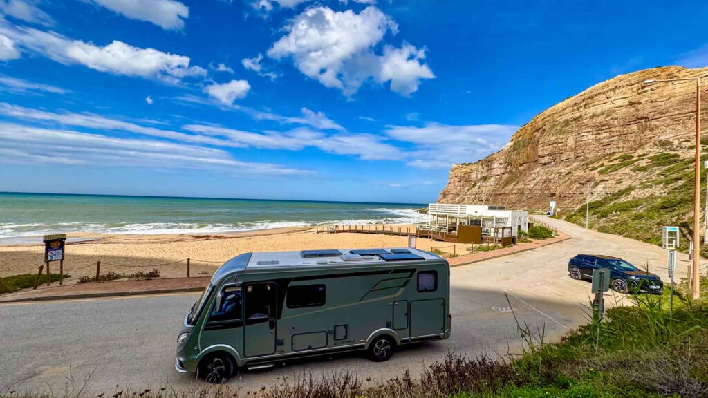 Portugal Praia da Calada Jansen-Arts Hymer Exsis-I 588 Route51