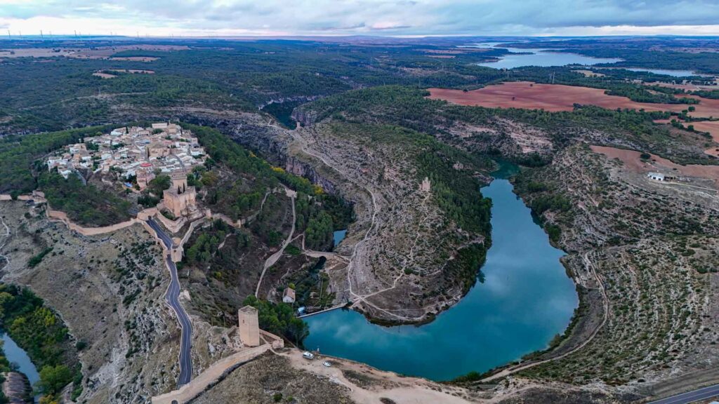 Spanje Alarcon CP Drone Jansen-Arts Hymer Exsis-I 588 Route51