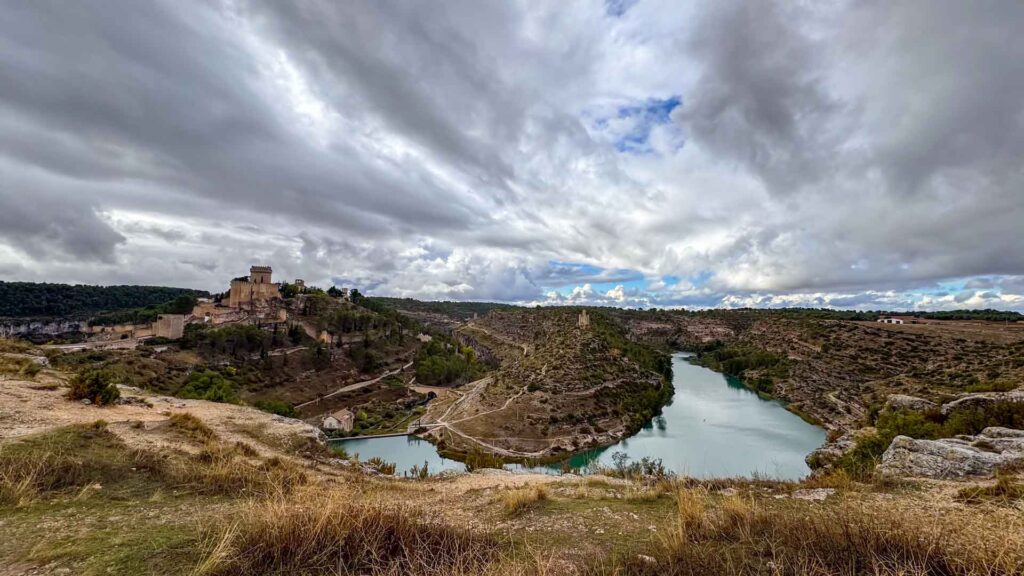 Spanje Alarcon Castle Jansen-Arts Hymer Exsis-I 588 Route51