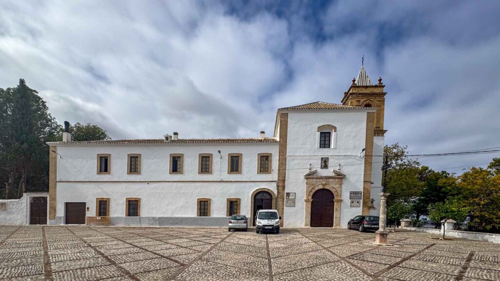 Spanje Estepa Church Jansen-Arts Hymer Exsis-I 588 Route51