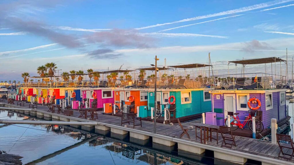 Spanje Gibraltar Gekleurde Boten Jansen-Arts Hymer Exsis-I 588 Route51