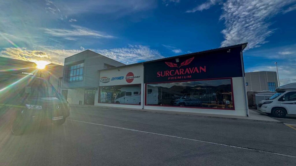 Spanje Malaga Dealer Jansen-Arts Hymer Exsis-I 588 Route51