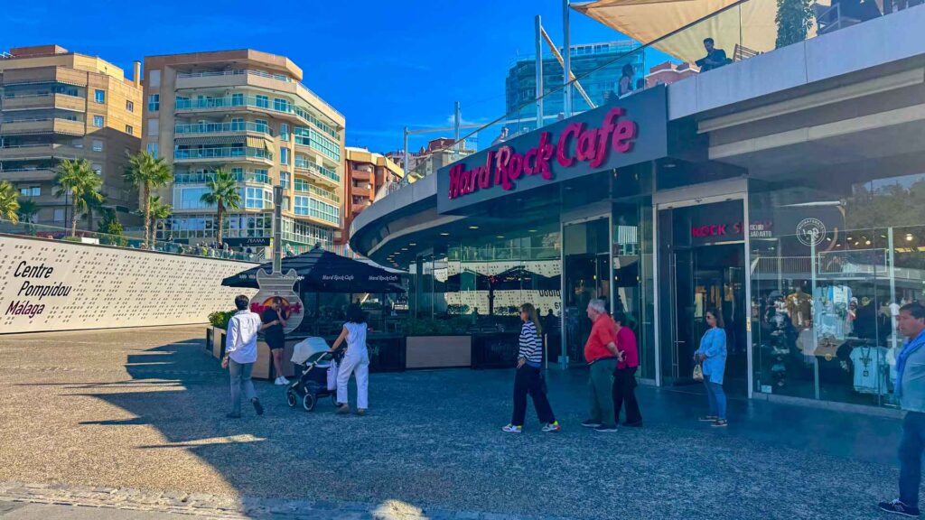 Spanje Malaga Hard Rock cafe Jansen-Arts Hymer Exsis-I 588 Route51