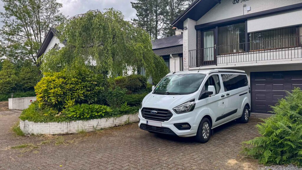 Belgie Lommel Vertrek Westfalia Kelsey Route51