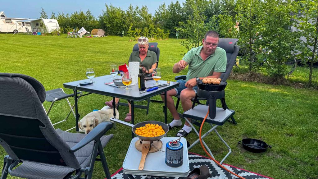 Nederland Texel Cornelis-Pieter Hoeve BBQ Westfalia Kelsey Route51