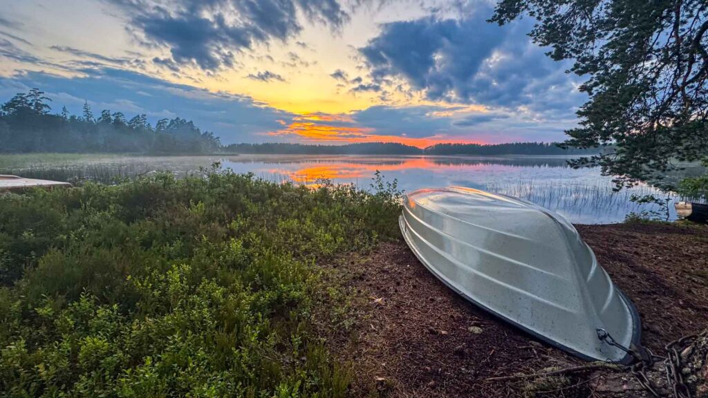 Zweden Hok Sandsjöbadet Boot Sunset Hymer ML-T 570 4x4 Offgrid Route51