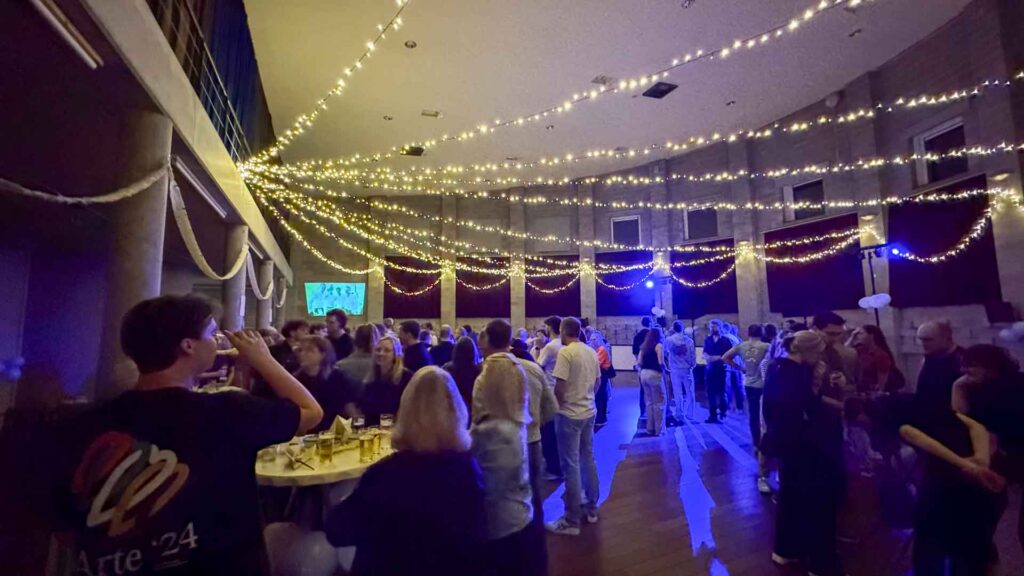 Belgie Peer Harmonie Feest Hymer ML-T 570 4x4 Offgrid Route51