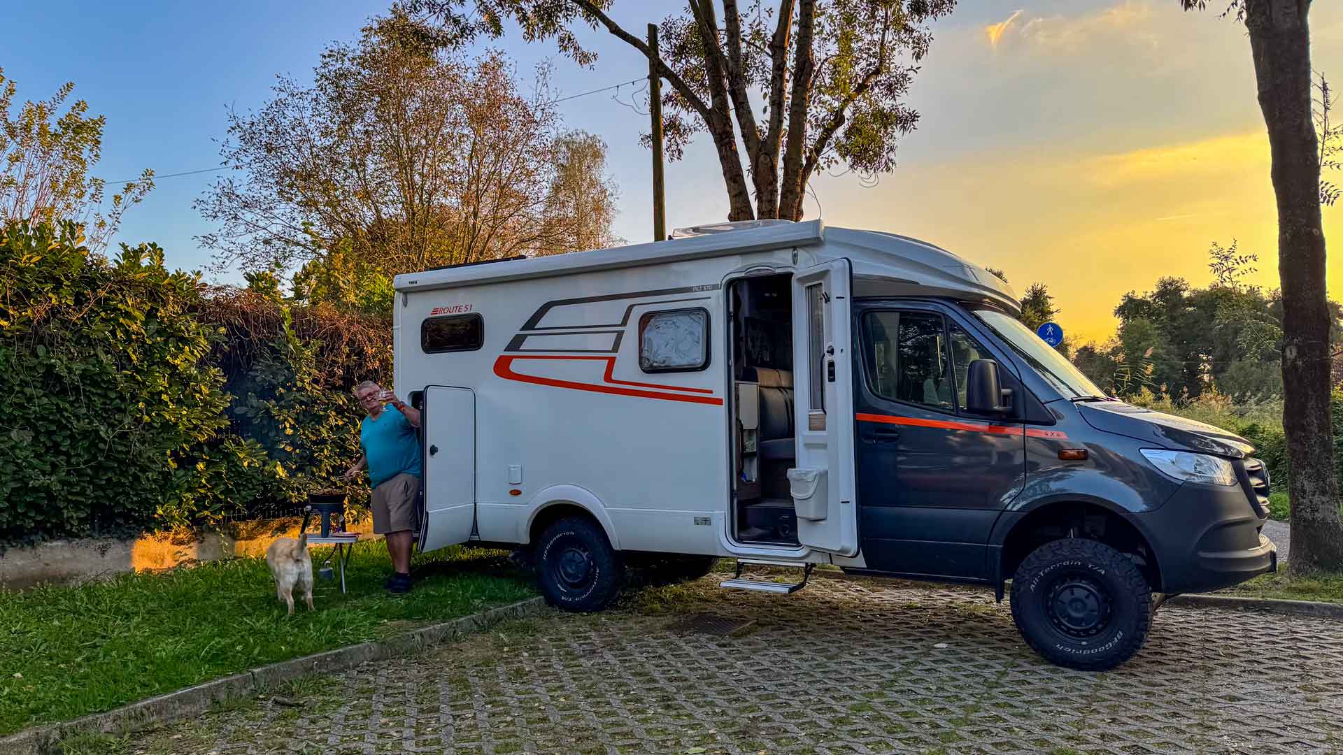 Italie Corgeno Lago di Comabbio Parking BBQ Hymer ML-T 570 4x4 Offroad Offgrid Route51