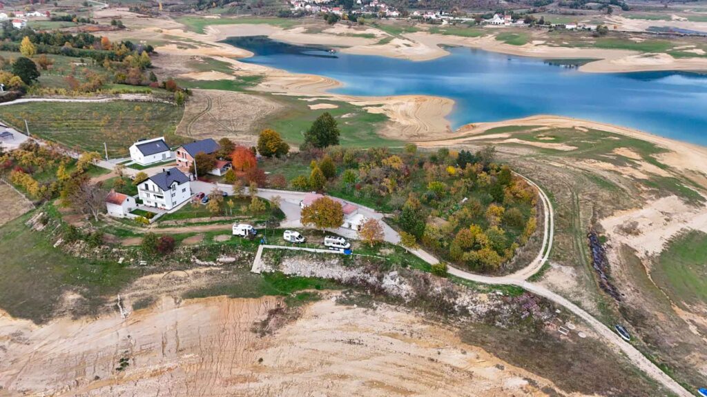 Bosnie en Herzegovina Lake Rama Camping Bosnjak Overzicht Hymer ML-T-570 4x4 Offroad Route51