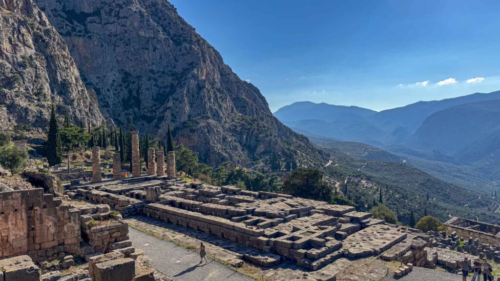 Griekenland Delphi Archeologische Site 01 Hymer ML-T-570 4x4 Offroad Offgrid Route51