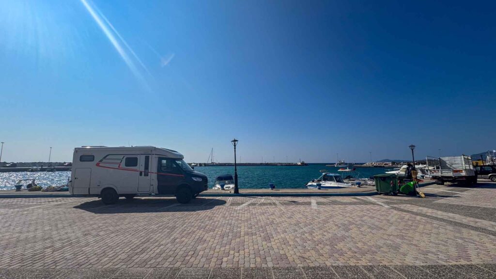 Griekenland Nea Skioni Haven Parking Hymer ML-T-570 4x4 Offroad Offgrid Route51