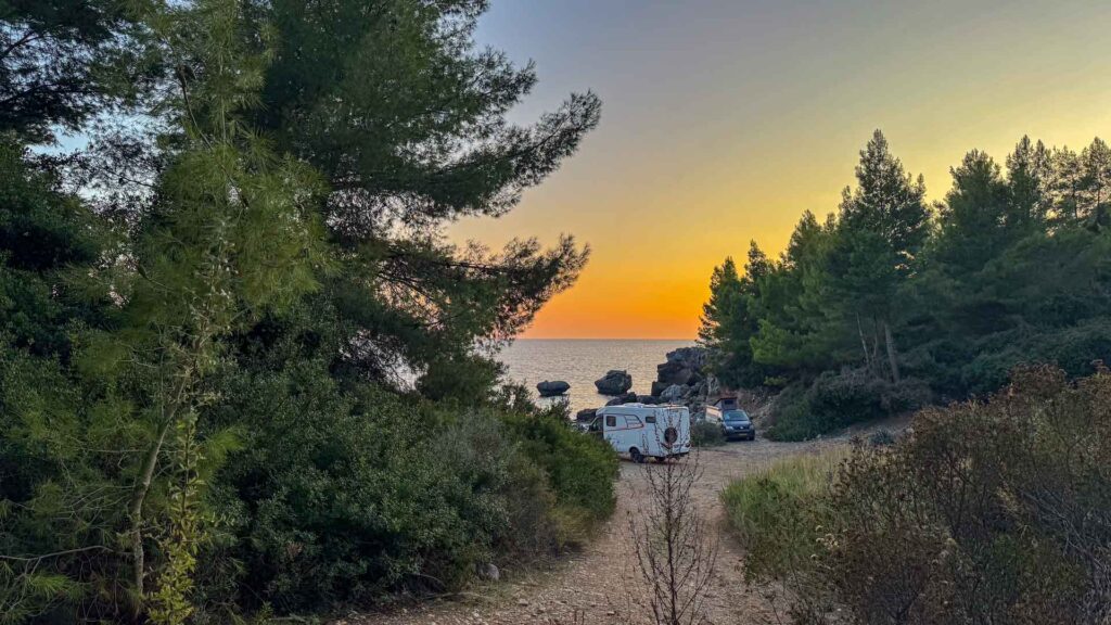 Griekenland Pallini Beach Sunset Hymer ML-T-570 4x4 Offroad Offgrid Route51