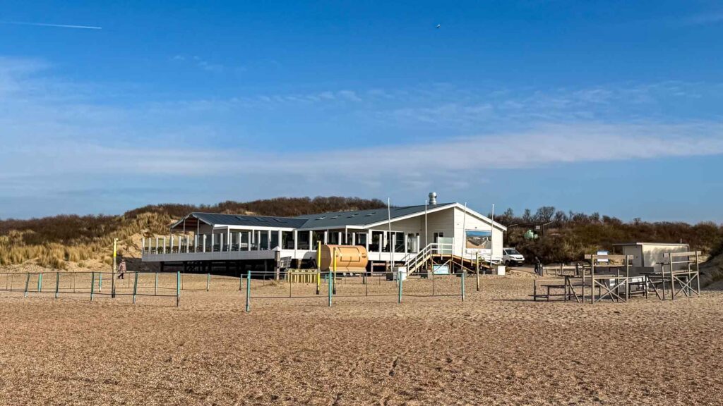 Beachclub ’t Gorsje aan de Brouwersdam waar we gaan lunchen