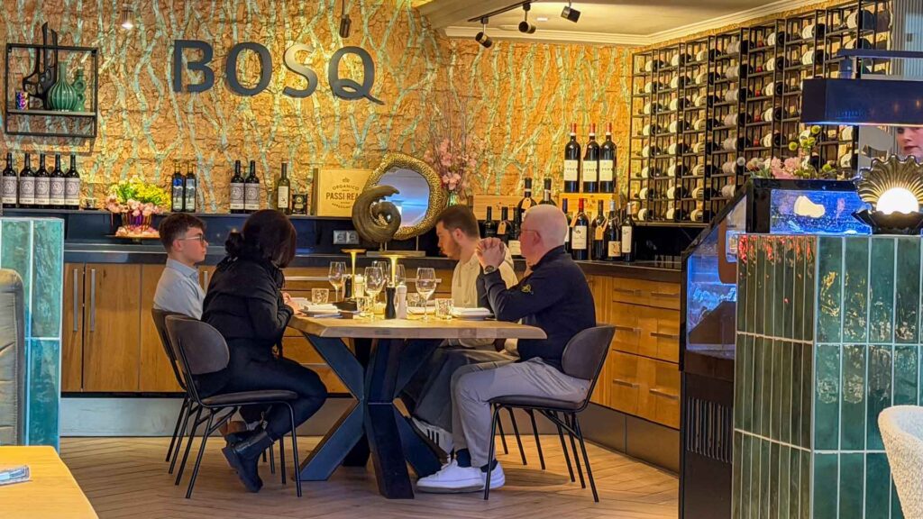 Diner bij restaurant BOSQ in De Koog op Texel voor de verjaardag van Romy