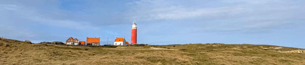 Panorama van de vuurtoren bij De Cocksdorp op Texel