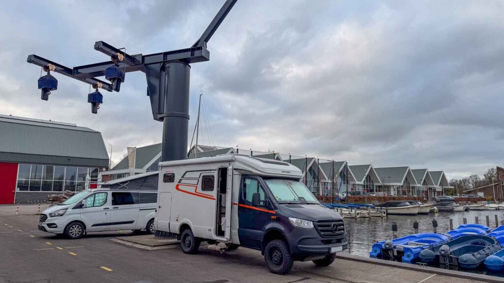 Onze Hymer ML-T en de Westfalia Kelsey aan de jachthaven in Uitgeest